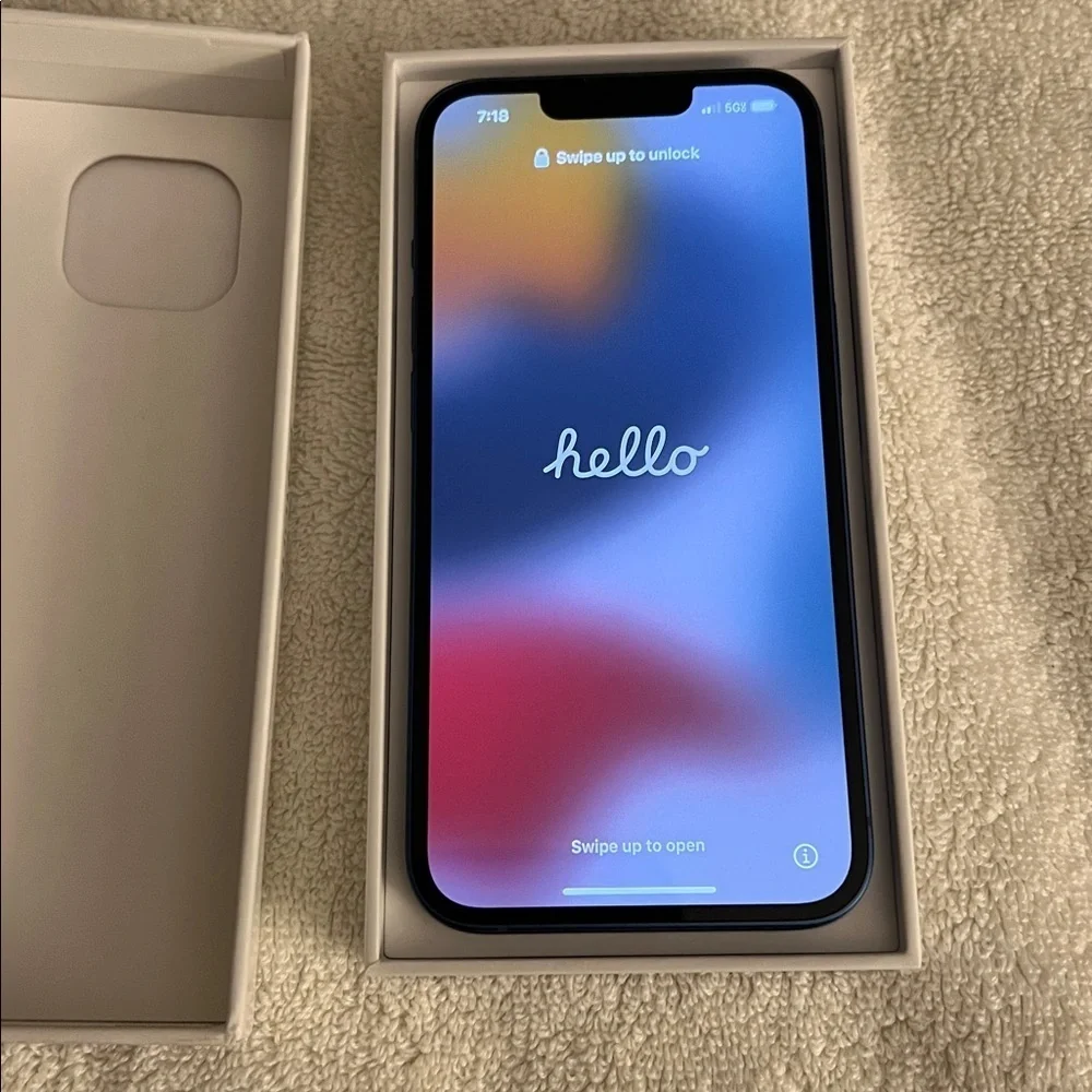 Apple iPhone 13 512 gb in Blue